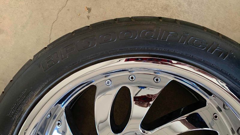 Photo 1 of 4-MB MOTORS CHROME WHEELS 18 X 8.5” BOLT PATTERN 5 X 120.65MM AND BFGOODRICH G-FORCE T/A KDW 255/40ZR18 95Y 