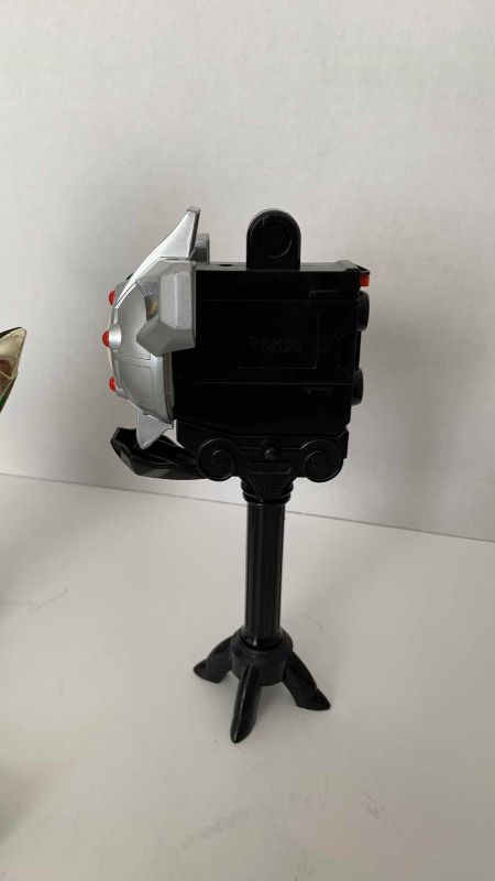 Photo 1 of VINTAGE MIGHTY MORPHIN POWER RANGERS DRAGONZORD ACTION FIGURE