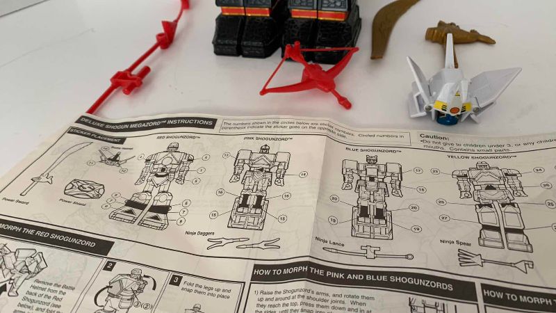Photo 1 of VINTAGE MIGHTY MORPHIN POWER RANGERS DELUXE SHOGUN MEGAZORD ACTION FIGURE