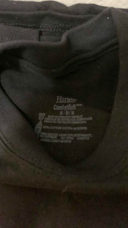 Photo 1 of MENS HANES TSHIRTS AND POLO SHIRTS SIZE M