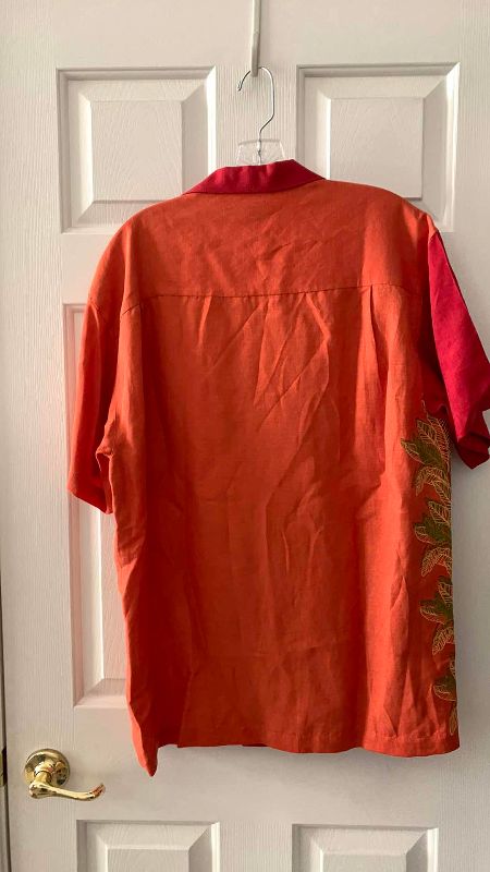 Photo 1 of MENS TOMMY BAHAMA SHIRT SIZE S