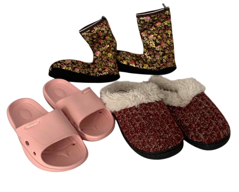 Photo 1 of 3-WOMENS SHOES
