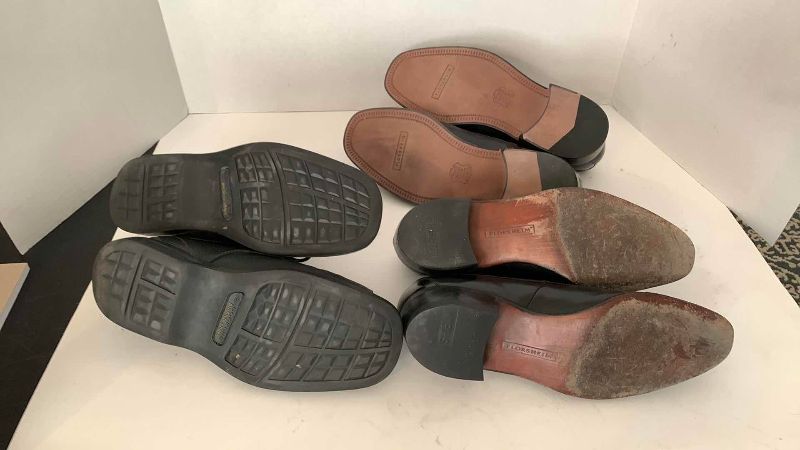 Photo 1 of 3-MENS DRESS SHOES SIZE 7 1/2