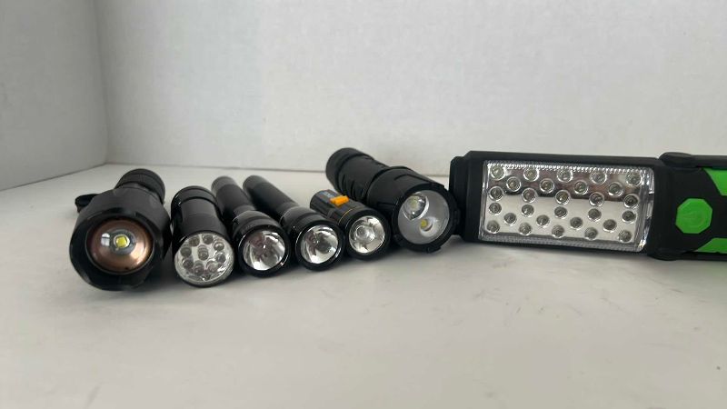 Photo 1 of 7-SMALL FLASHLIGHTS