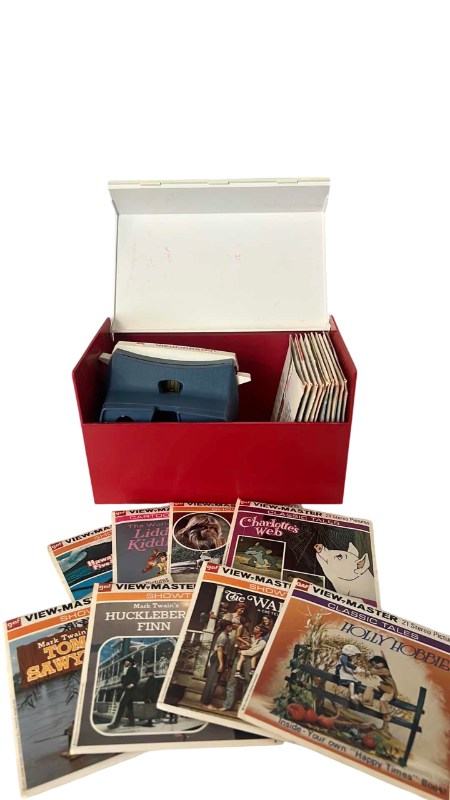Photo 1 of VINTAGE VIEW MASTER WITH LIBRARY