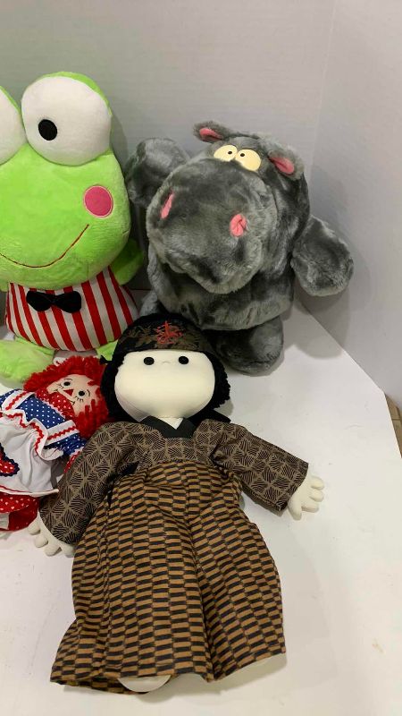 Photo 1 of STUFFED ANIMALS