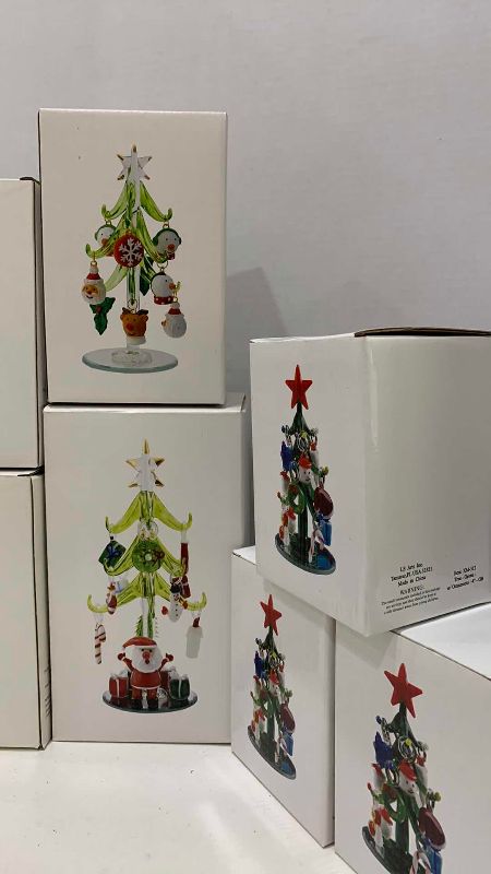 Photo 1 of CHRISTMAS DECOR