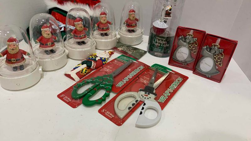 Photo 1 of CHRISTMAS DECOR