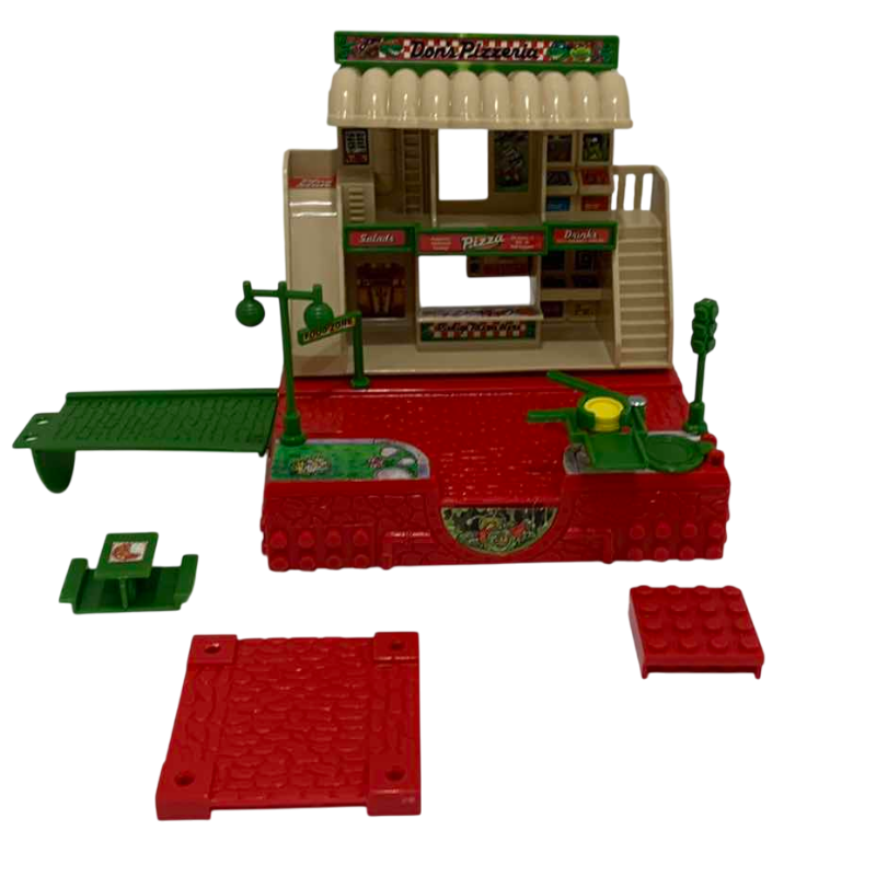 Photo 1 of VINTAGE TEENAGE MUTANT NINJA TURTLES MINI MUTANT PIZZA WARS PLAY SET