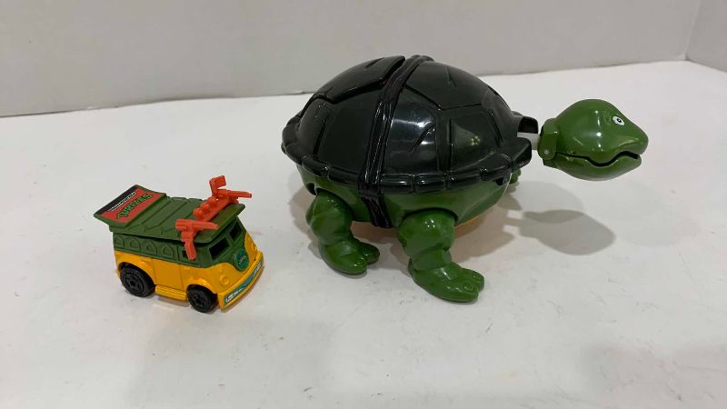 Photo 1 of VINTAGE TEENAGE MUTANT NINJA TURTLES MINI MUTANT LEO LAIR SEWER MICRO PLAYSET