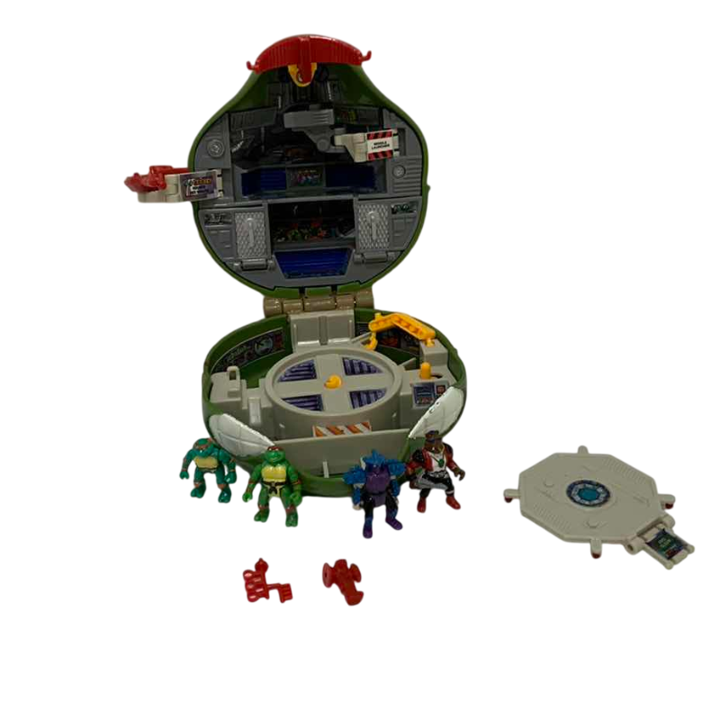 Photo 1 of VINTAGE TEENAGE MUTANT NINJA TURTLES MINI MUTANT LEONARDO’S MICRO MUTANT MILITARY PLAYSET