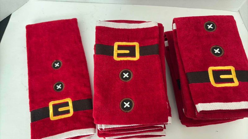 Photo 1 of 9-CHRISTMAS HAND TOWELS