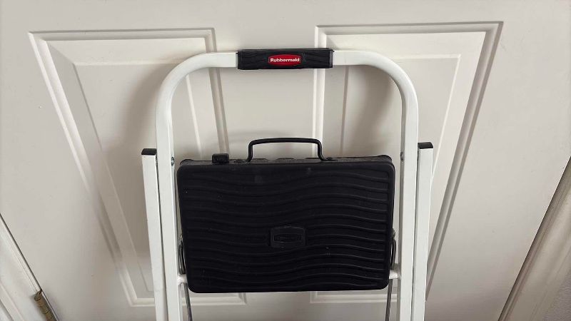 Photo 1 of RUBBERMAID STEP STOOL