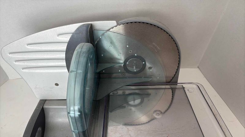 Photo 1 of ELECTRIC FOOD SLICER