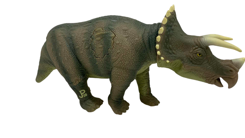 Photo 1 of VINTAGE JURASSIC PARK TRICERATOPS ACTION FIGURE