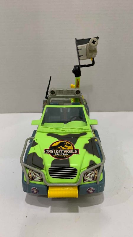 Photo 1 of VINTAGE JURASSIC PARK GROUND TRACKER