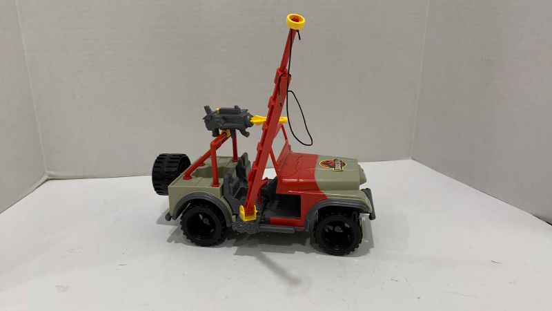 Photo 1 of VINTAGE JURASSIC PARK BUSH DEVIL TRACKER JEEP VEHICLE