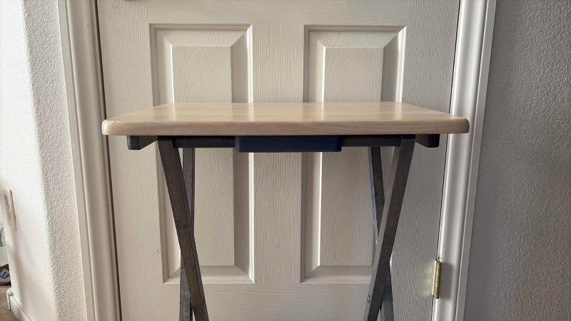 Photo 1 of FOLDABLE TRAY TABLE