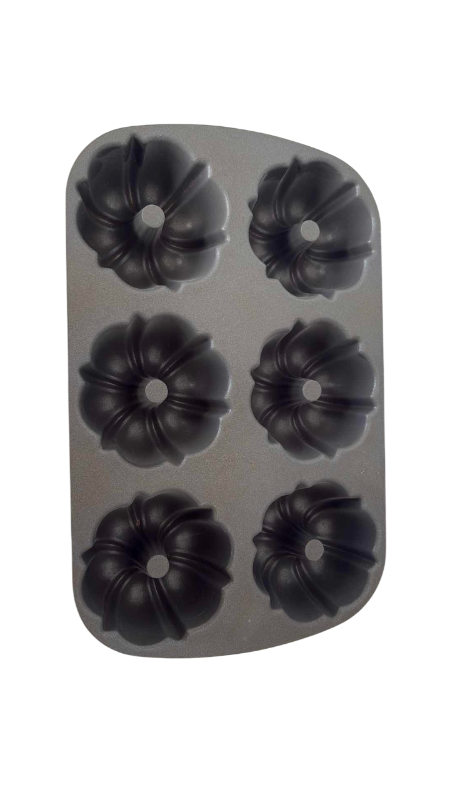 Photo 1 of BUNDT PAN NORDICWARE