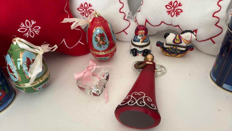 Photo 1 of ASSORTED CHRISTMAS DECORATIONS