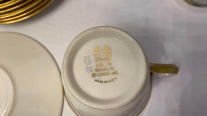 Photo 1 of VINTAGE 11 LENOX VERSAILLES FINE BONE CHINA TEA CIPS AND SAUCERS