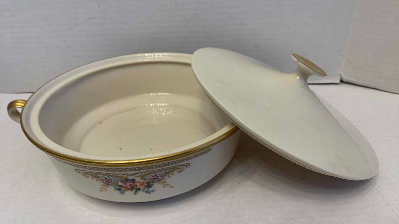 Photo 1 of VINTAGE 12 LENOX VERSAILLES FINE BONE CHINA VEGETABLE BOWL