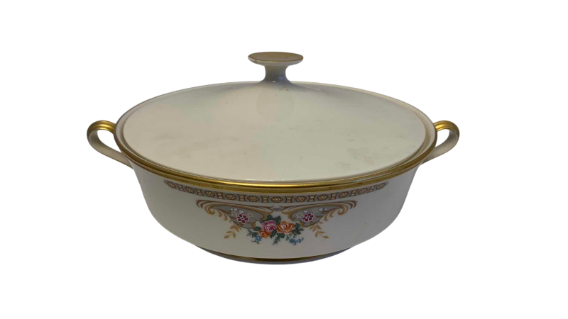 Photo 1 of VINTAGE 12 LENOX VERSAILLES FINE BONE CHINA VEGETABLE BOWL