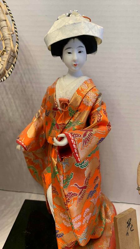 Photo 1 of VINTAGE DOLLS FROM AROUND THE WORLD