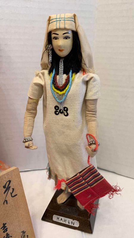 Photo 1 of VINTAGE DOLLS FROM AROUND THE WORLD