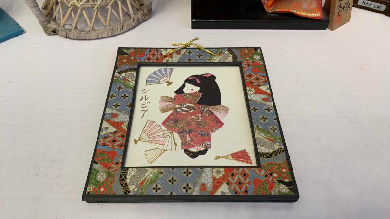 Photo 1 of VINTAGE DOLLS FROM AROUND THE WORLD