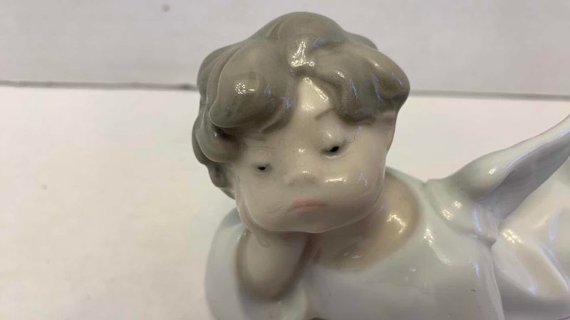 Photo 1 of RETIRED LLADRO ANGEL 4541
