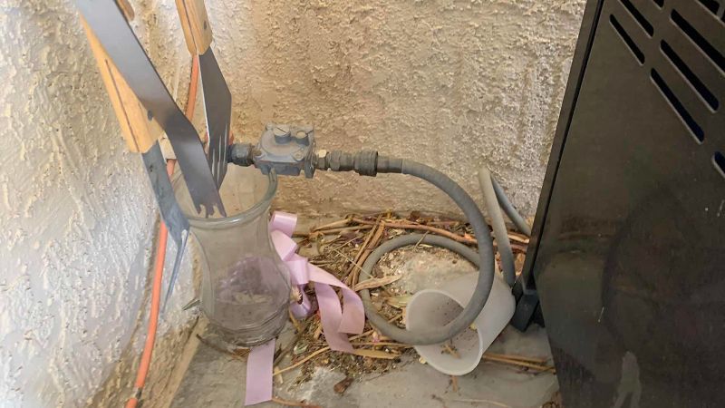 Photo 1 of WEBER SPIRT GAS GRILL