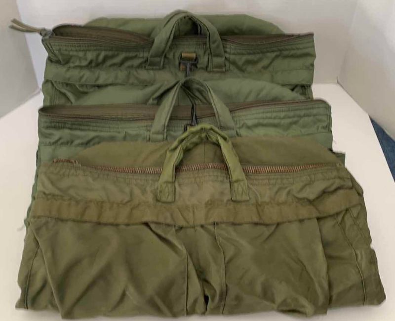 Photo 1 of US MILITARY FLYER’S HELMET BAGS