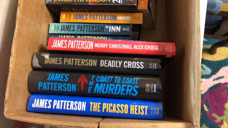 View 3 of BOOKS BY JAMES PATTERSON