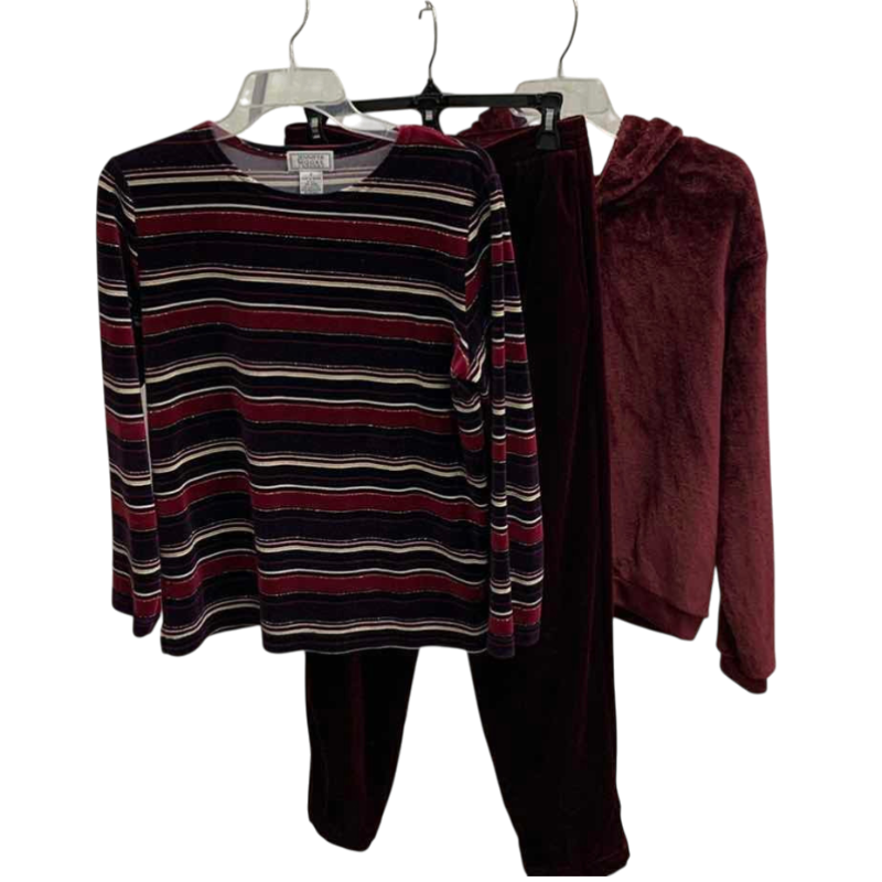 View 1 of VINTAGE VELOUR JENNIFER, MOORE, PETITE LONG SLEEVE, CREWNECK, PULLOVER SIZE SMALL AND BALLAST PETITES VELOUR SET IN SAMLL/MEDIUM AND W/ MED VELOUR HOODIE