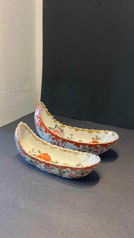 View 3 of HAND PAINTED IMARI STYLE CRESCENT BONE DISH