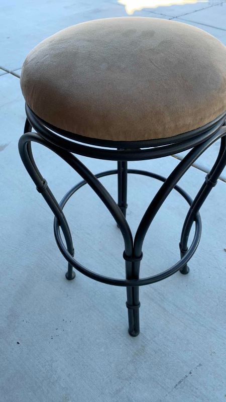 View 2 of METAL BARSTOOL WITH VELVET TOP 30”