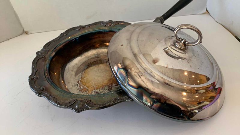 View 2 of WILCOX S.P.COMPANY ROCHELLE CHAFING DISH INTERNATIONAL SILVER MODEL 3715