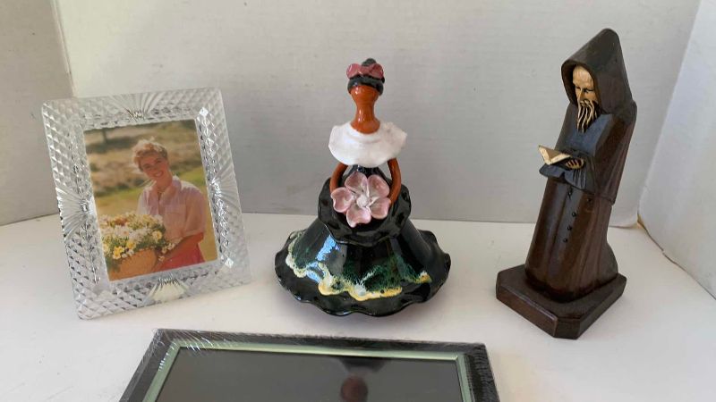 View 2 of HOME DECOR