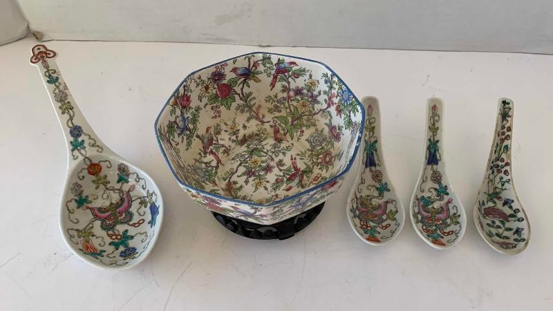 View 3 of VINTAGE CHINESE PORCELAIN BOWL WITH SPOONS