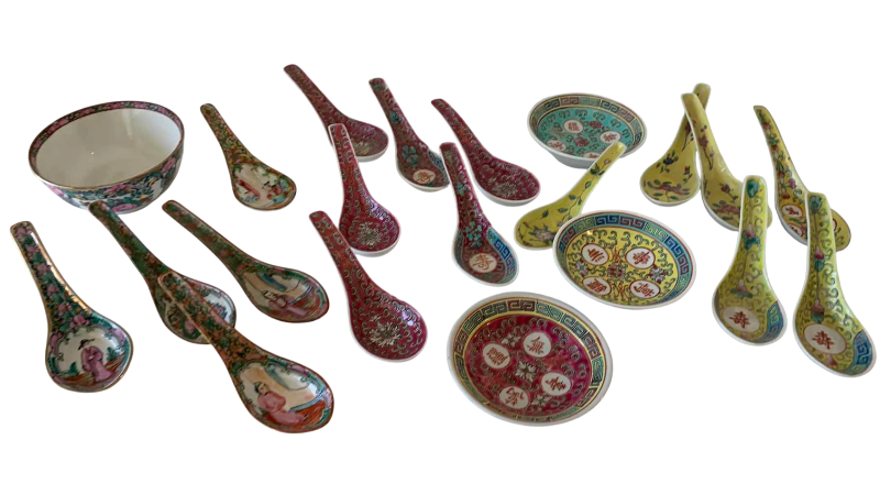 View 1 of VINTAGE CHINESE BOWLS AND SPOONS