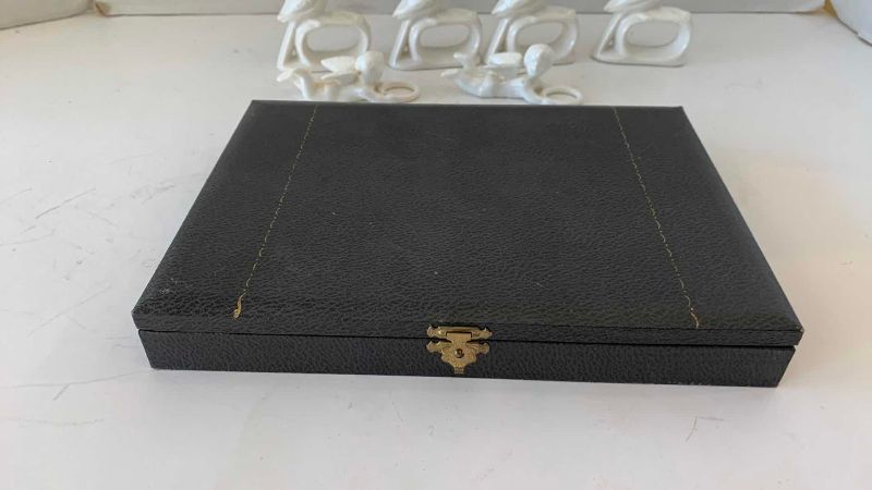 View 6 of VINTAGE WINNER OF SHEFFIELD STAINLESS STEEL CUTLERY RESET MADE IN ENGLAND AND NAPKIN HOLDERS