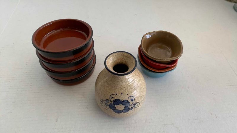 Photo 1 of POTTERY SERVICE WARE