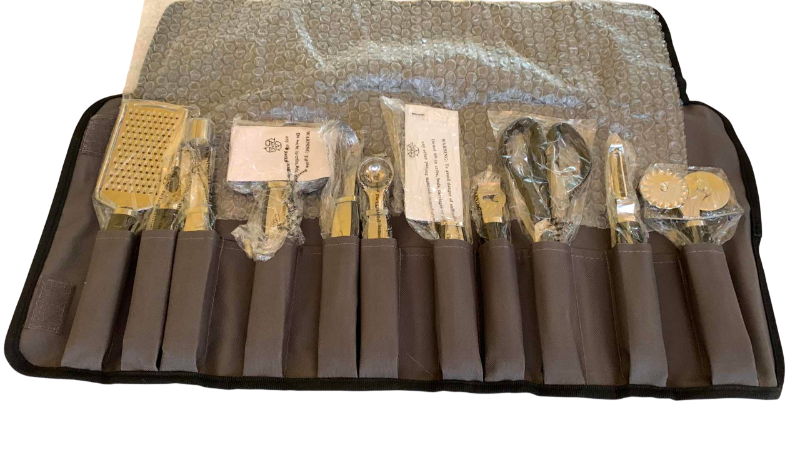 Photo 1 of WOLFGANG PUCK CHEF GARNISHING UTENSIL SET