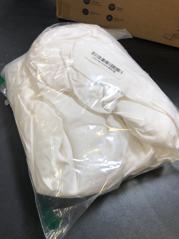Photo 1 of 100% Egyptian Cotton Fitted Sheet CK Size White, 600 Thread Count 8-16" Deep Pocket Sheet Soft & Elastic Sateen Weave Bottom Sheet for Hotel & Home (White, 1 Pack Fitted Sheet Only,California King)