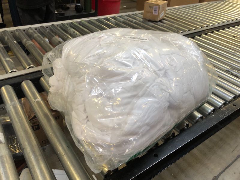 Photo 1 of Quataly White King Comforter Set - 3 Pieces Seersucker Lightweight Bedding Comforter Sets (1 Soft Fluffy Comforter & 2 Pillowcases) - All Seasons Cozy Modern Bed Sets for Women Men