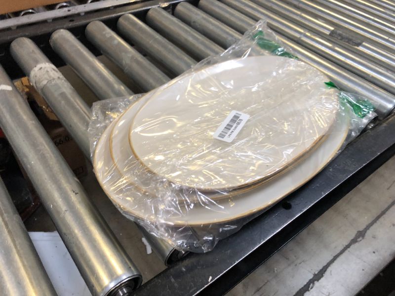 Photo 1 of famiware Serving Platter, Oval 15.59/14.3/12.9 inch Serving Dishes for Entertaining, Serving Bowls, Microwave Safe, Stonware Serving Trays for Party, Turkey, Cheese, Ocean Series, Vanilla White
