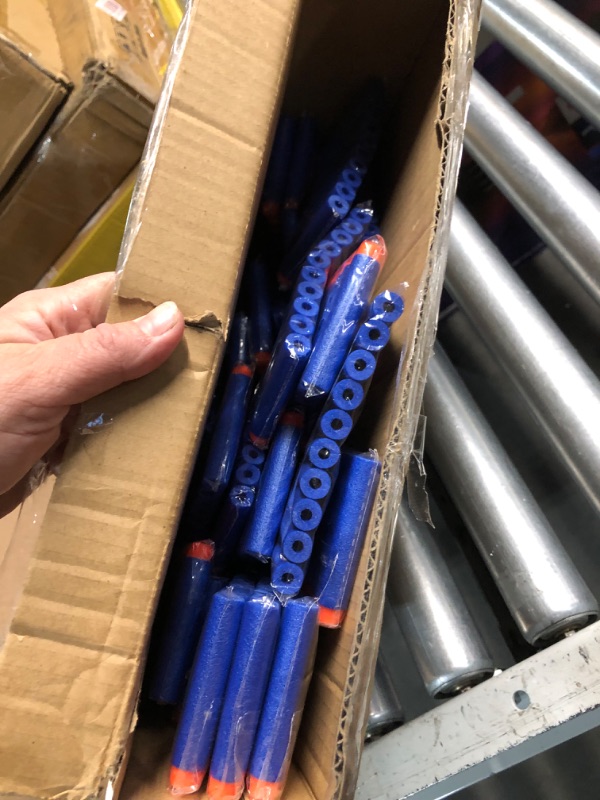Photo 1 of ***(MISSING PARTS/ NOT A COMPLETE SET)***
Pokiiulk 600PCS Refill Bullets Fit for Nerf Guns N-Strike Elite Series Blasters Toy Guns Darts with Portable Shooting Practice Target Toy Storage Mesh Bag