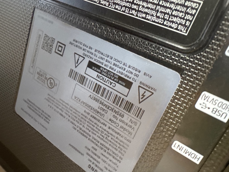 Photo 1 of *FINAL SALE!!!/BROKEN// NON-REFUNDABLE*SAMSUNG 40-inch Class LED Smart FHD TV 1080P (UN40N5200AFXZA, 2019 Model)