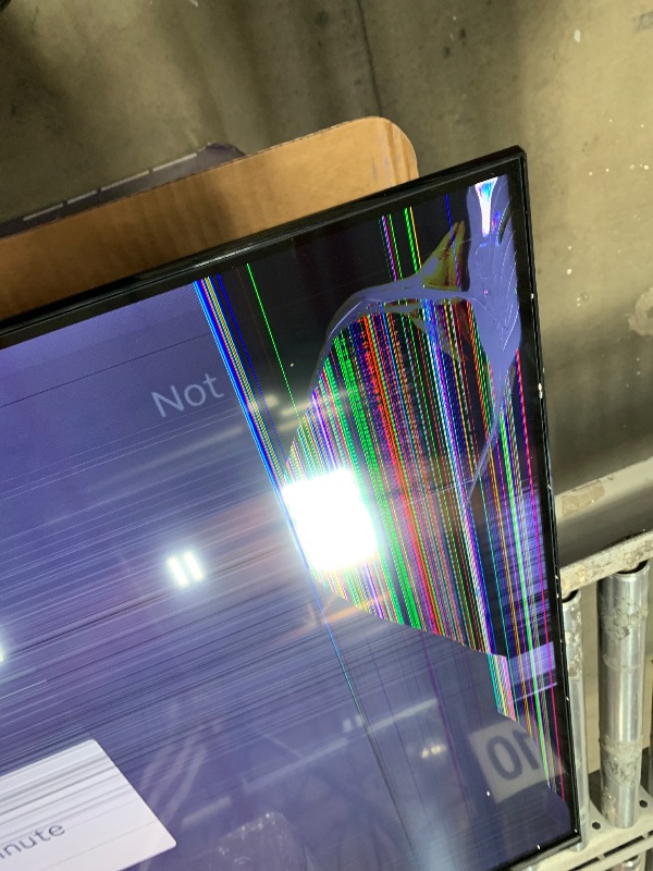 Photo 1 of ******************DAMAGED- TOPRIGHT CORNER DEOSNT WORK AND IT HAS VERTICAL AND HORIZONTAL LINES************

Roku Smart TV – 55-Inch Select Series 4K HDR RokuTV with Roku Enhanced Voice Remote, Brilliant 4K Picture, Automatic Brightness, & Seamless Stream